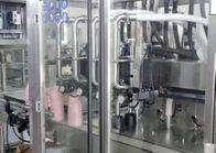 Bewegliche Servowasser-Füllung der shampoo-Flaschen-Füllmaschine-4KW und mit einer Kappe bedeckende Maschine