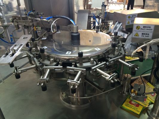 2 kW Drehverpackungsmaschine Ss316l Stehbeutelverpackungsmaschine