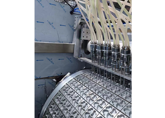 Erweiterte Waschmaschine mit Edelstahl-Design